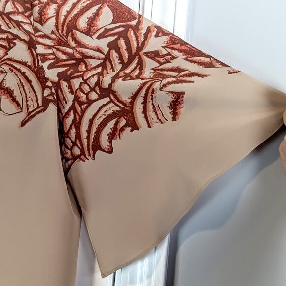Classiques Entier Beige Floral Silk Fan Sleeve Top XL - Picture 3 of 7